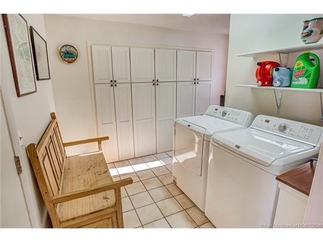 Building Photo - 2706 Annie Oakley Dr
