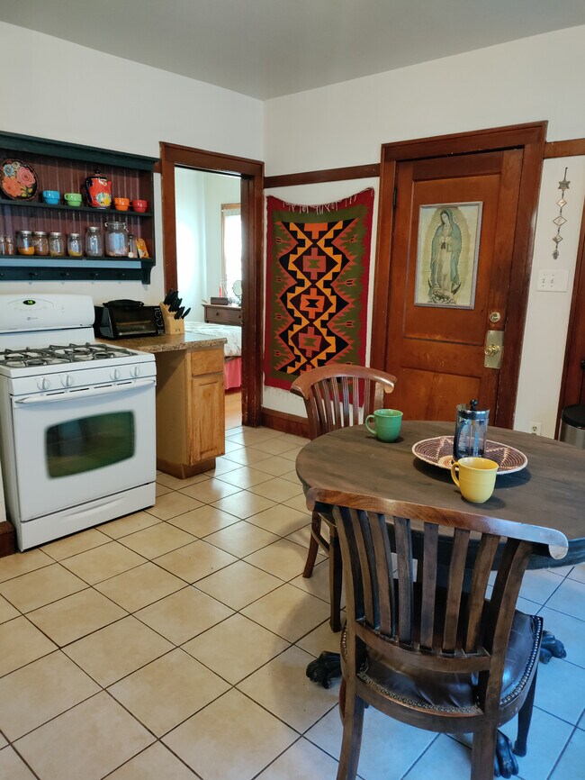 Foto del edificio - 2518 N 49th St
