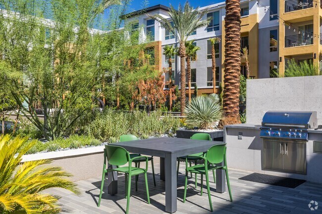 Barbacoa al aire libre - Aspire at Flamingo Grand