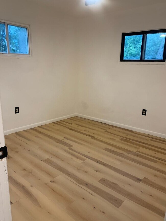 Foto del edificio - 1143 Goldstrohm Ln