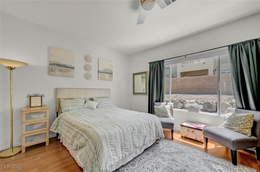 Foto principal - 725 Principle Point Ave