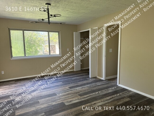 Foto del edificio - 3610 E 146th St