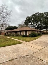 Building Photo - 2300 Brownlee Rd