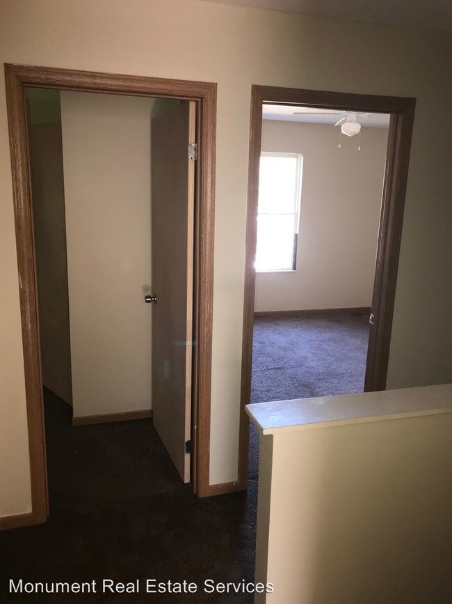 Building Photo - 4 br, 1.5 bath House - 700 E 99th St