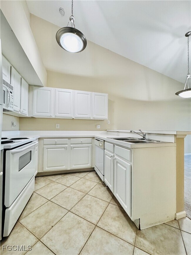 Building Photo - 4105 Residence Drive