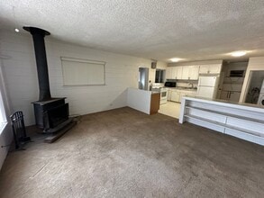Building Photo - 13048 N Highland Cir