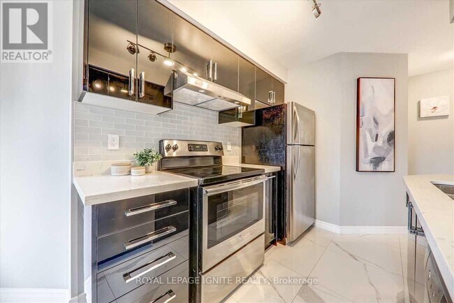 Photo du bâtiment - 19 Rosebank Dr