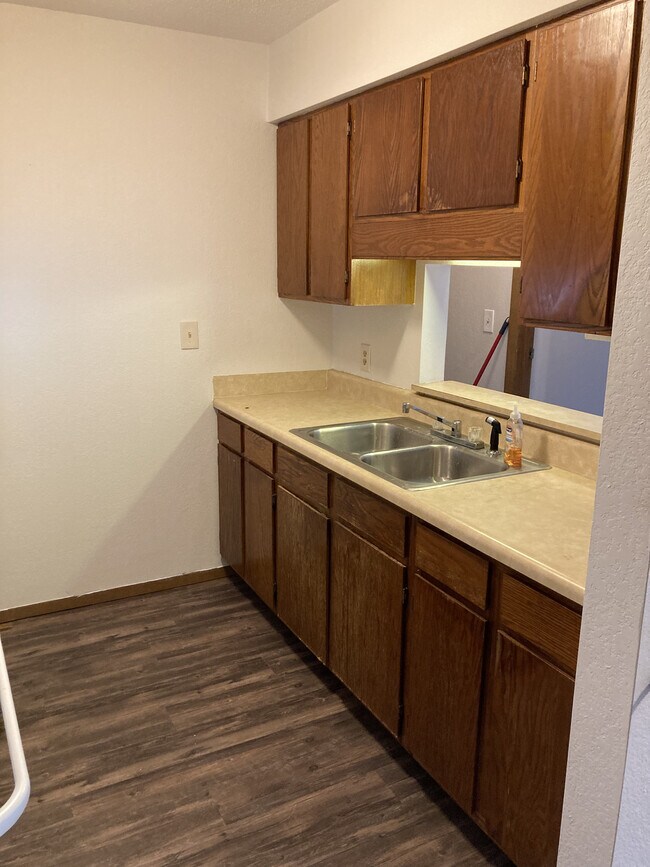 Foto del edificio - Bricelyn Plaza