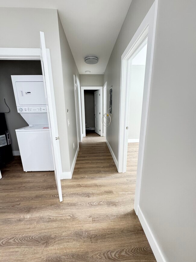 Photo du bâtiment - Unit E4 - 199 Pine Street