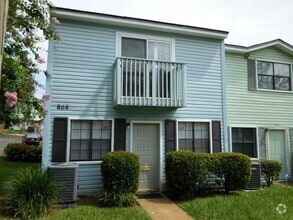 Building Photo - 808 W Carolina St
