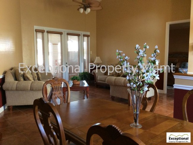 Foto del edificio - 2813 SW 51st St