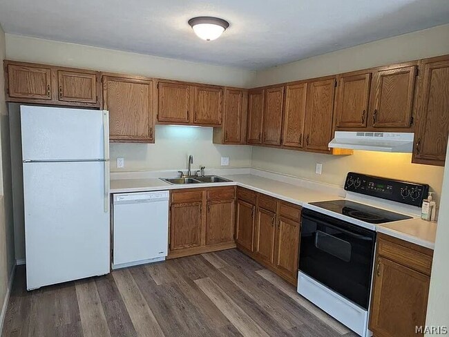 Foto del edificio - 48 Ramona Dr