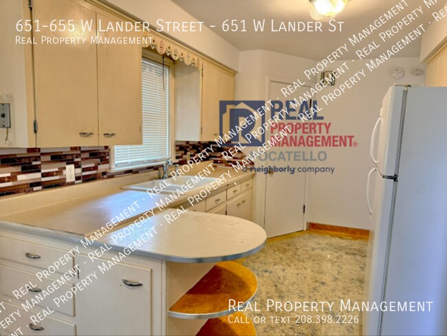 Foto del edificio - 651-655 W Lander Street-651 W Lander St