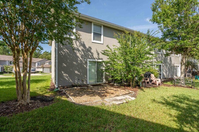 Building Photo - 313 Scrub Jay Dr