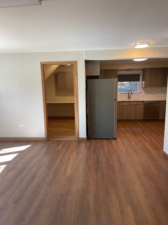 Foto del edificio - 205 E 31st St