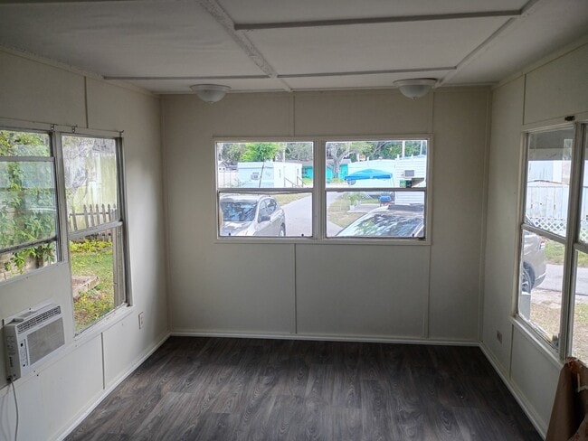 Building Photo - 767 Espanola Ave