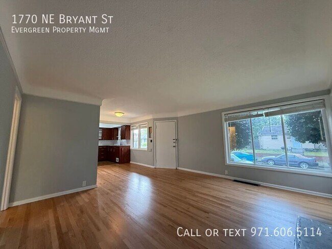 Foto del edificio - 1770 NE Bryant St