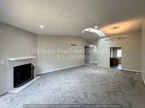 Building Photo - 2349 Coyote Creek Dr