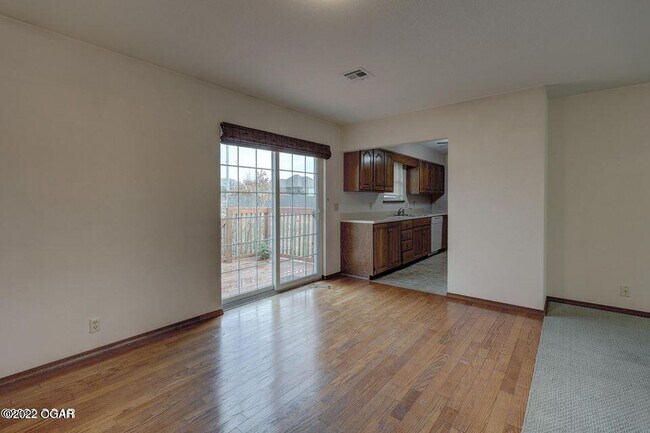 Foto del edificio - 1591 Kymberlee Ln