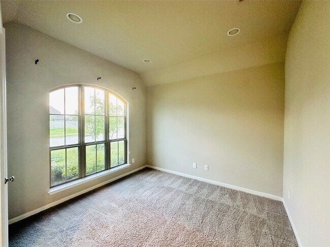 Building Photo - 5803 Garnet Peak Ln