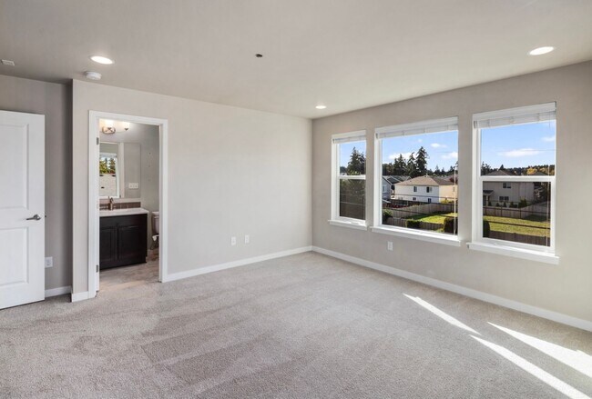 Foto del edificio - Rainier View Court Townhomes
