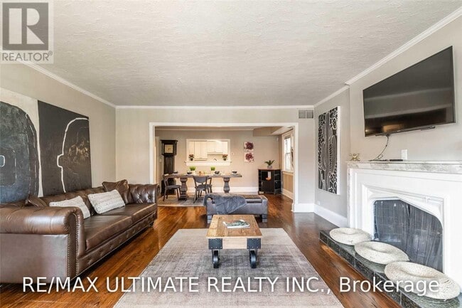 Building Photo - 470 Oriole Pkwy