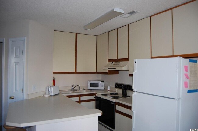 Building Photo - 4353 Spa Dr