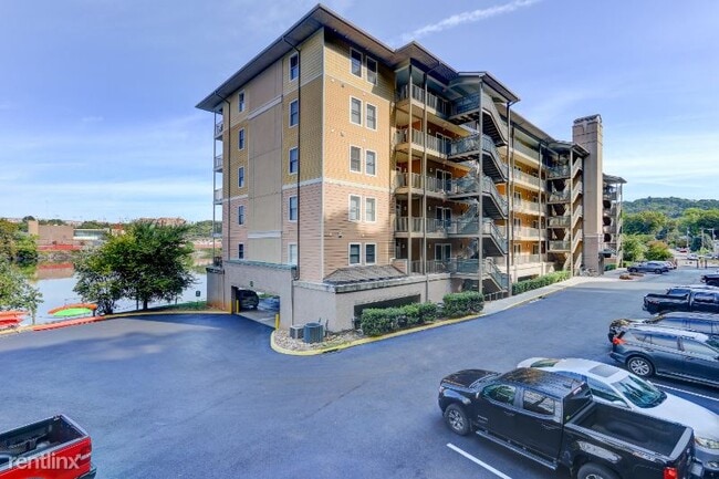 Building Photo - 3 br, 2 bath Condo - 3001 River Town Way 3...