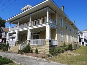 Building Photo - 1409 N Market St