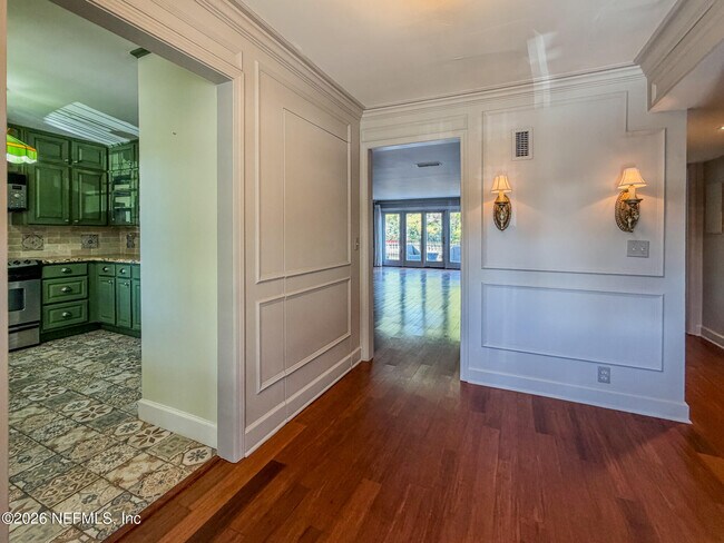 Foto del edificio - 2950 St Johns Ave