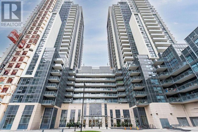 Building Photo - 30 Meadowglen Pl