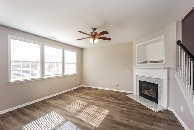 Building Photo - 157 Paxton Pl