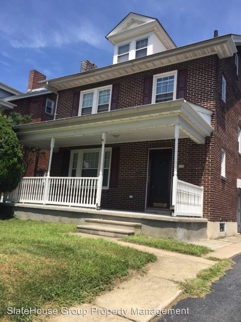 Primary Photo - 215 Revere Blvd