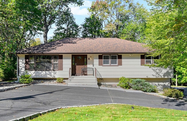 Building Photo - 30 County Rte 635