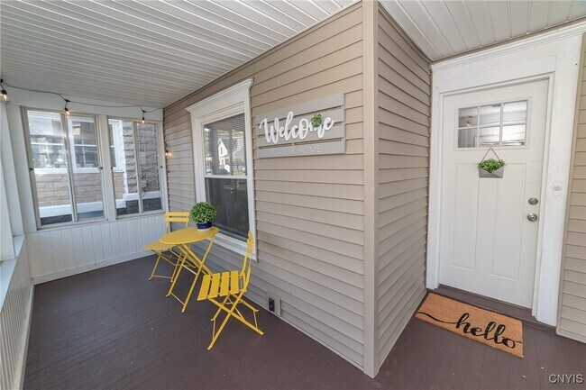 Foto del edificio - 312 Hall Ave