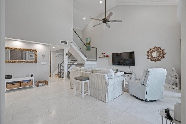 Foto del edificio - 2706 Fairway Dr N