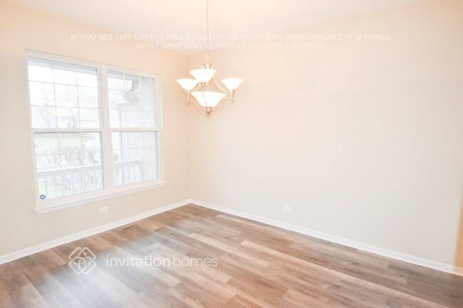 Building Photo - 3010 Shetland Ln