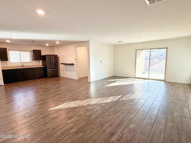Foto del edificio - 12253 N Sutter Dr