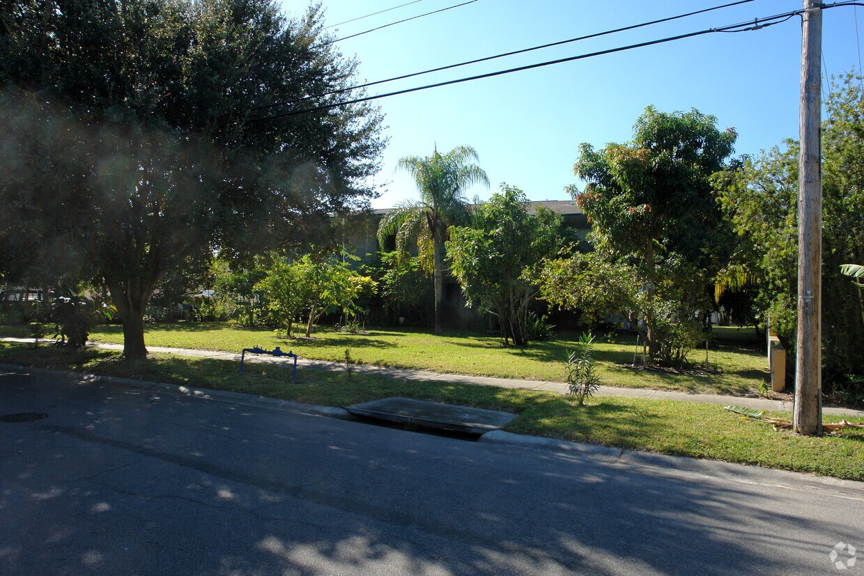 Foto del edificio - 116 SW Jefferson Cir N