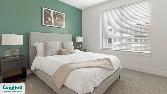 Building Photo - 2201 Glenwood Ave SE