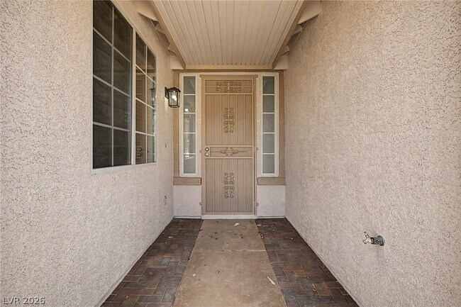 Building Photo - 835 Entrada Ridge Ave