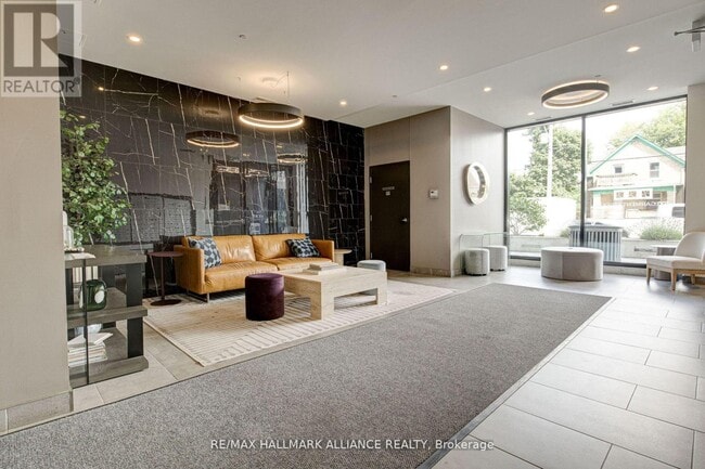 Photo du bâtiment - 100 Garment St