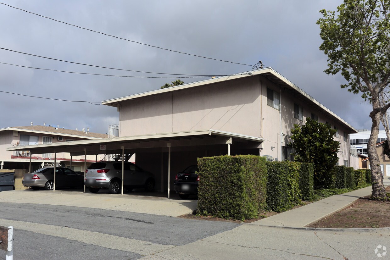 Foto del edificio - 14946 Gagely Dr