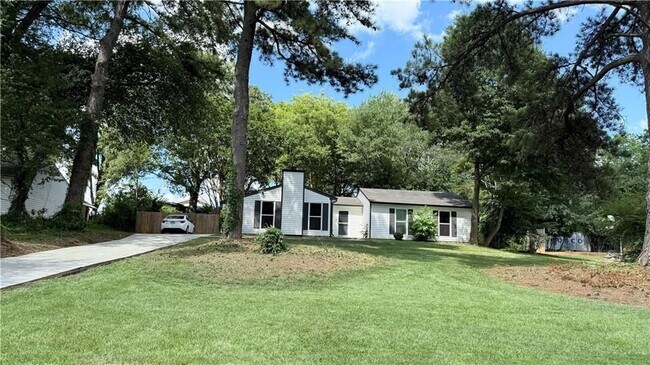 Building Photo - 980 Hilltop Ct