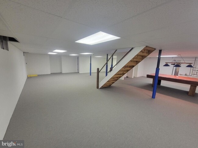 Building Photo - 12 Foxview Cir