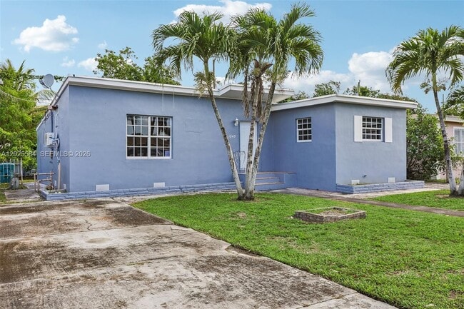 Foto del edificio - 1045 NW 115th St