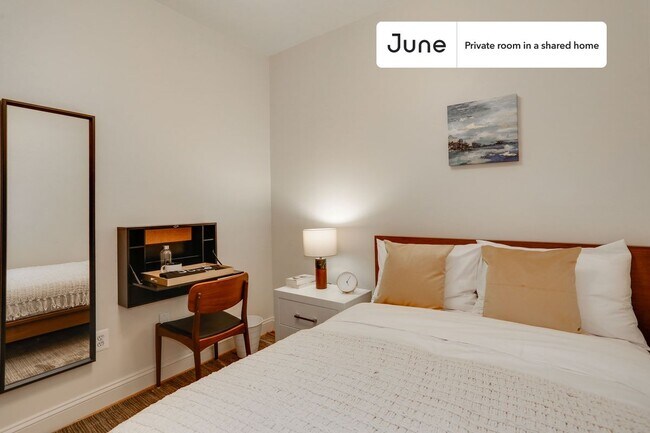 Foto del edificio - Room in Shared 4 bed/3.5 bath home