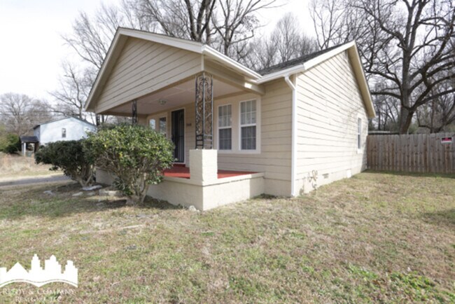 Foto del edificio - 3160 Redbud Rd
