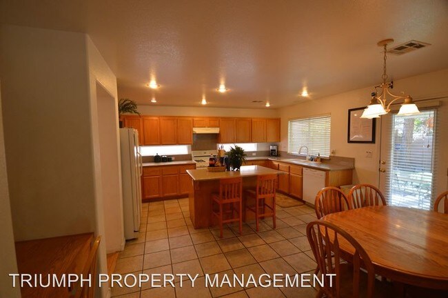 Building Photo - 8433 Brookline Ct
