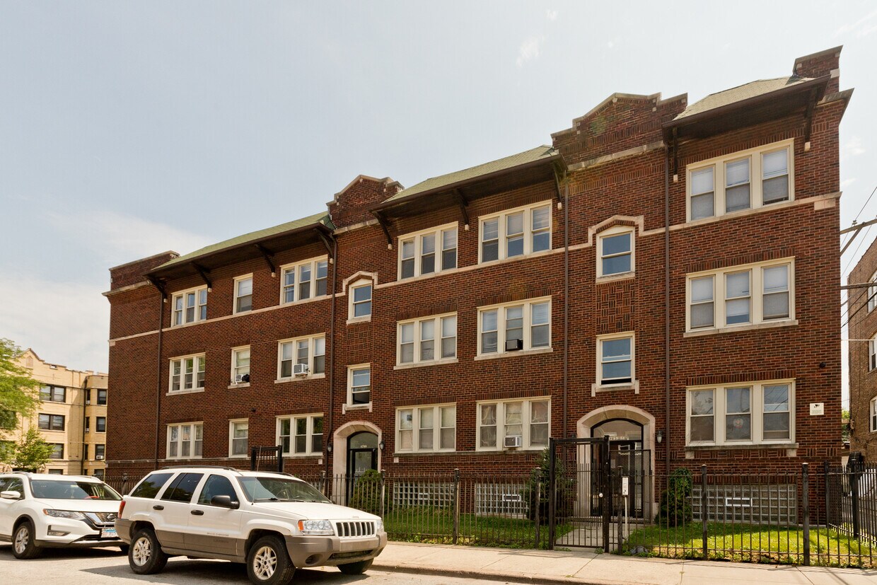 Primary Photo - 1751 E 78th St